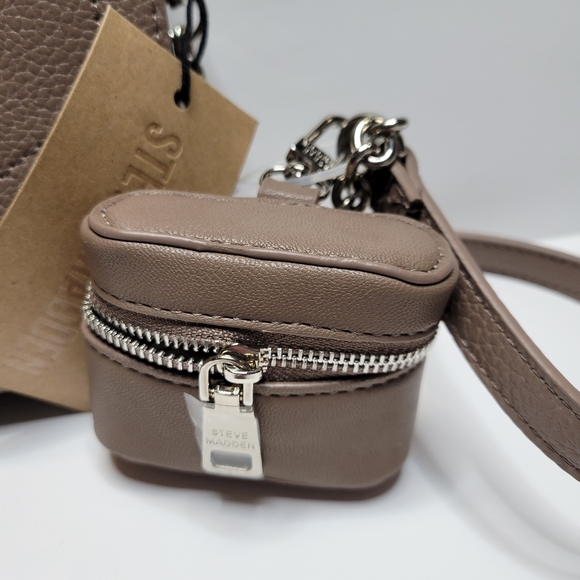 NWT STEVE MADDEN Mushroom Crossbody - Picture 7 of 10